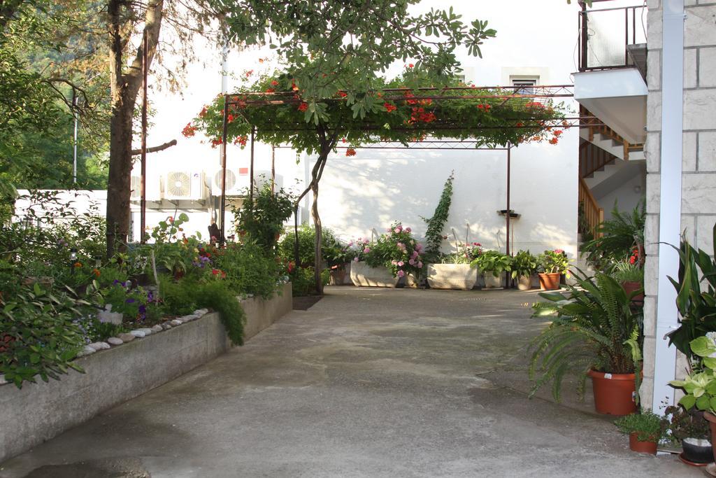 Apartments Becic Budva Eksteriør bilde